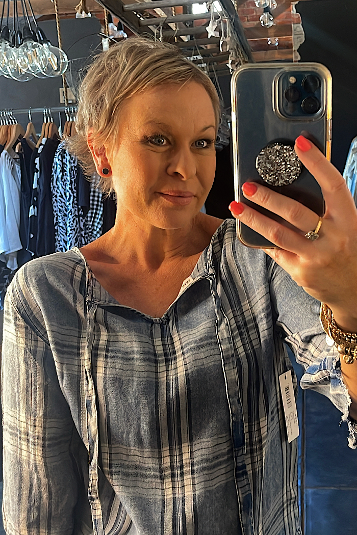 BELL SLEEVE BLOUSE - CHAMBRAY