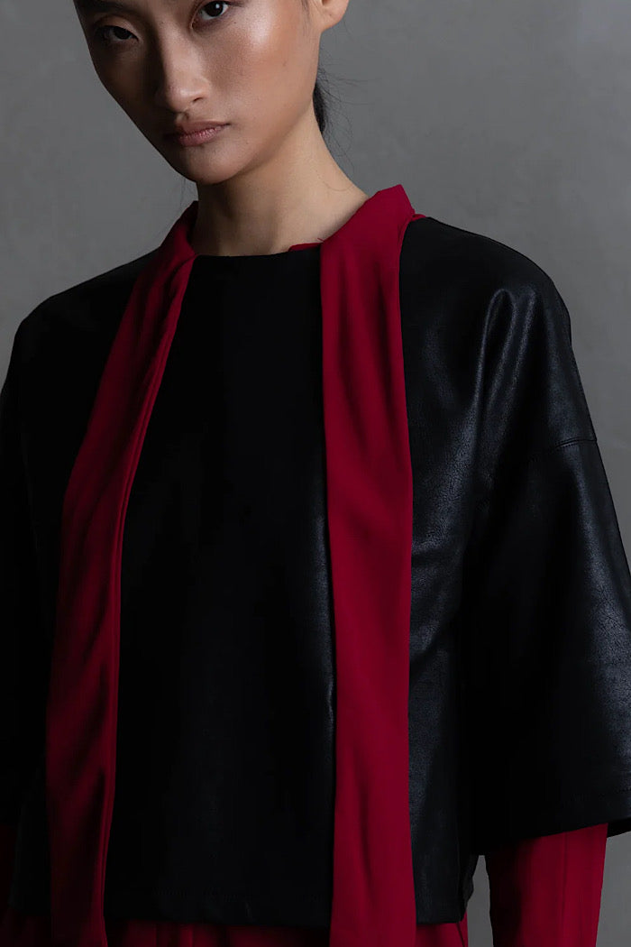 DEXTER TOP - BLACK