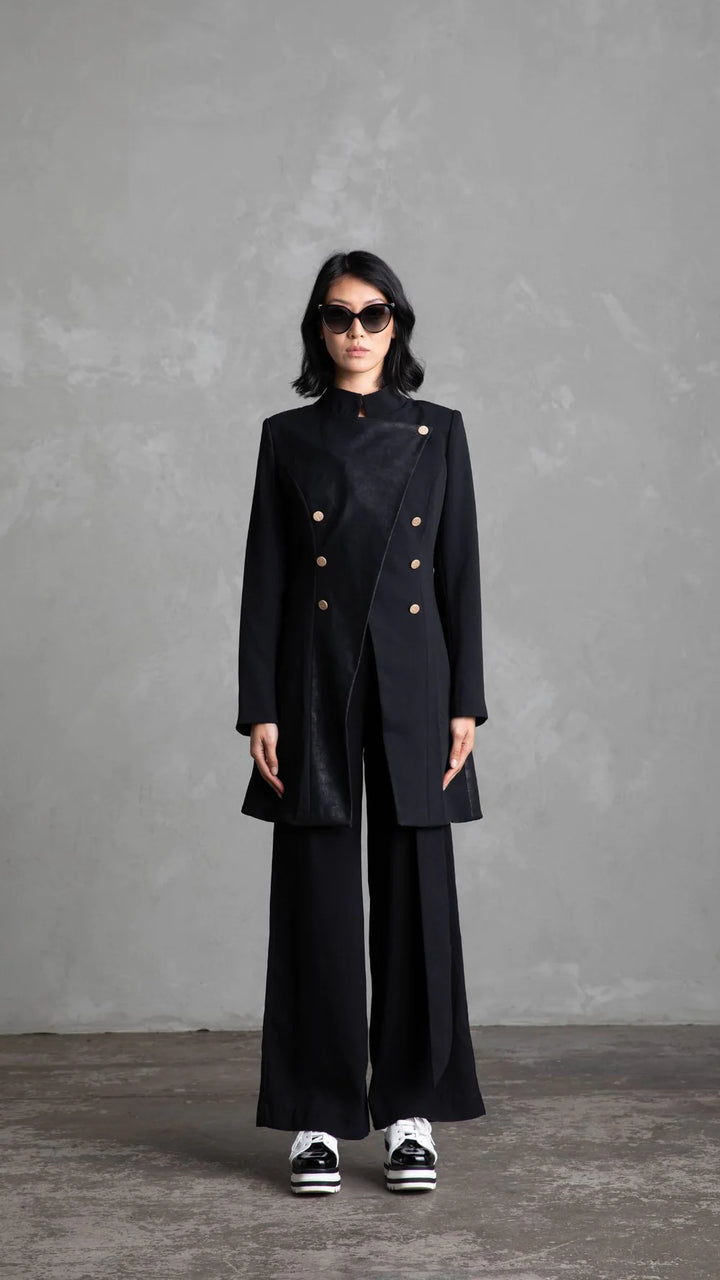VAULT COAT - BLACK