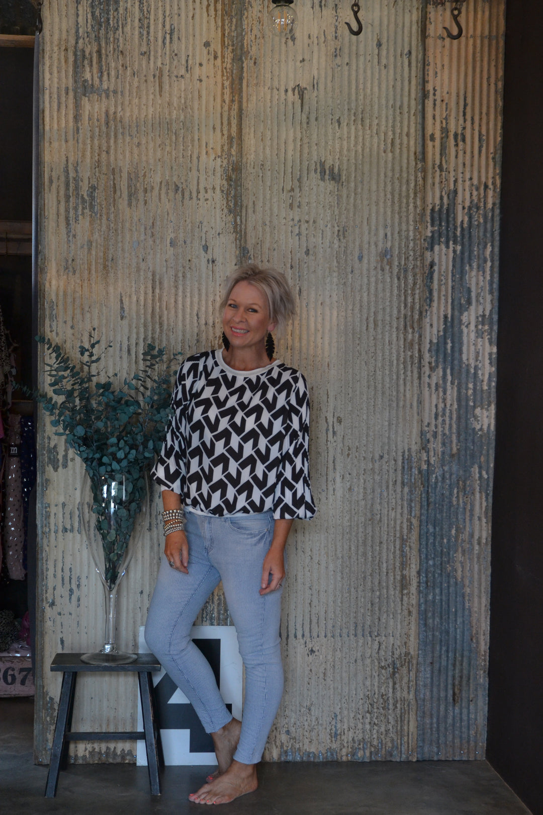MONOCROME BLOUSE - BLACK & WHITE