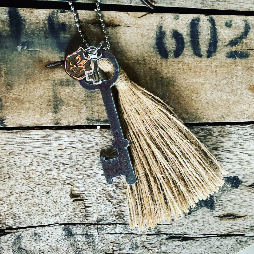 MICKELLOO TASSEL & CHARM NECKLACE - UNLOCK YOUR DREAMS