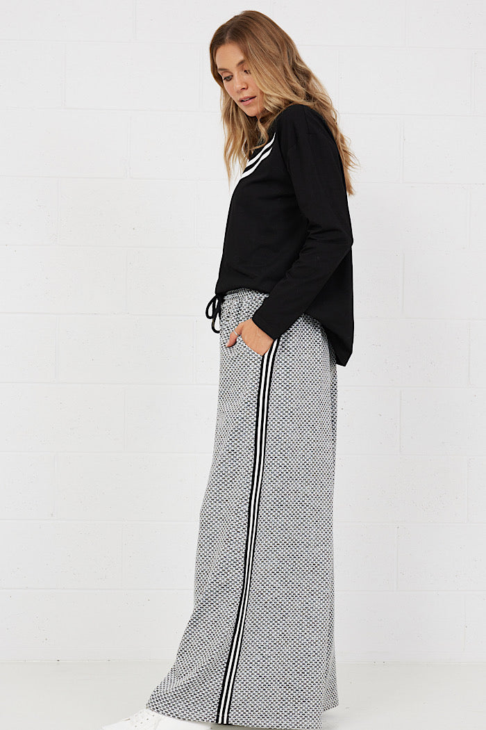 BLAIR LONG SLEEVE TOP - BLACK + WHITE - FINAL CLEARANCE