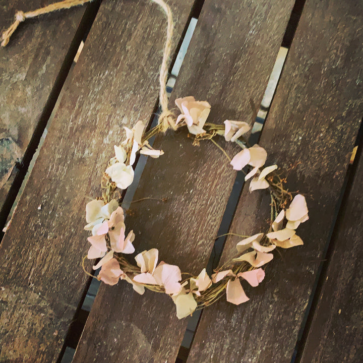 PRESERVED FLOWER WREATH DECORATIONS