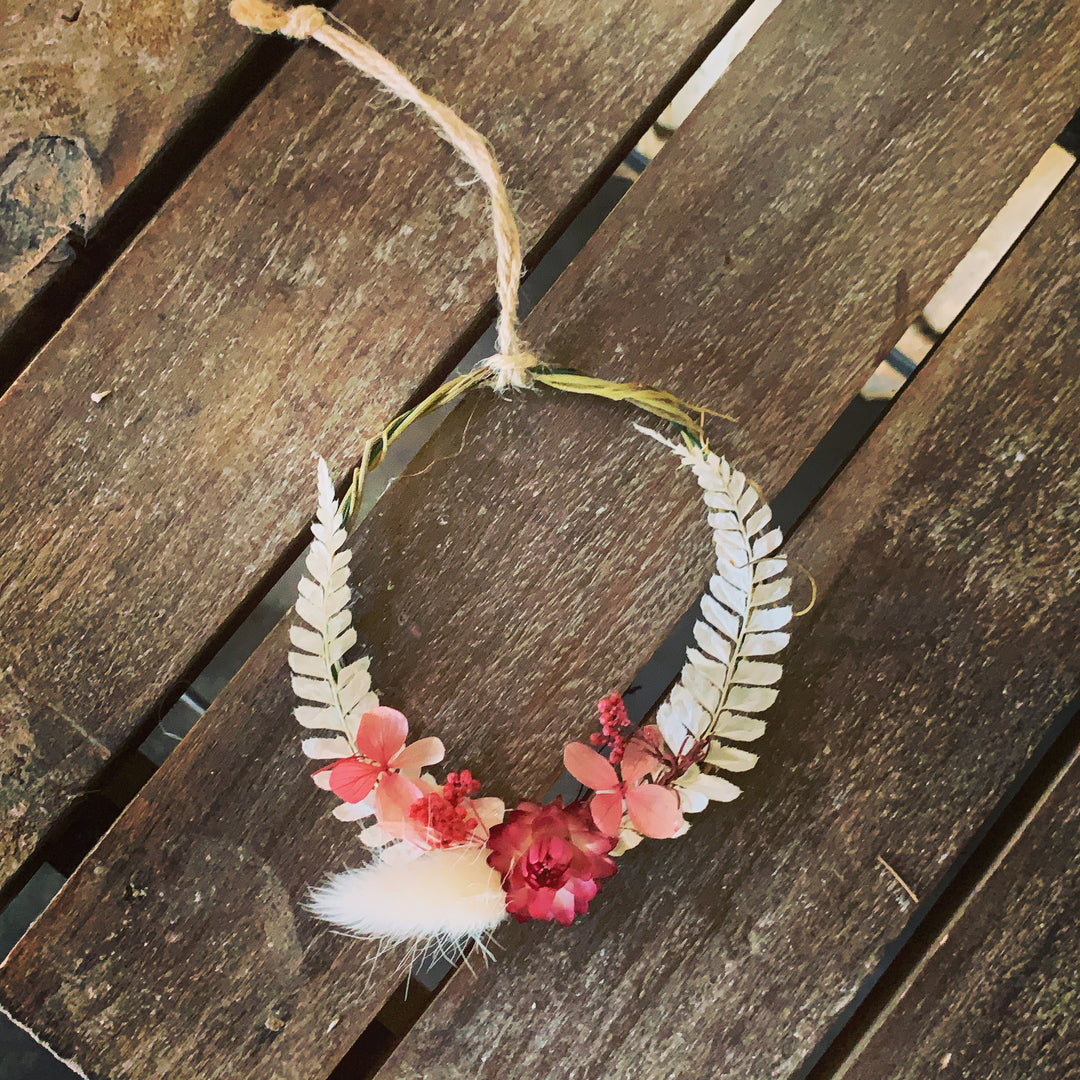 PRESERVED FLOWER WREATH DECORATIONS