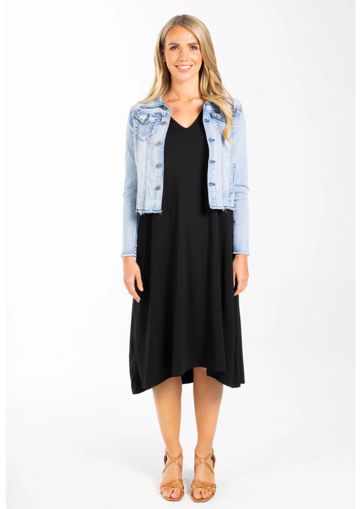 FRAYED CROPPED DENIM JACKET - LIGHT BLUE