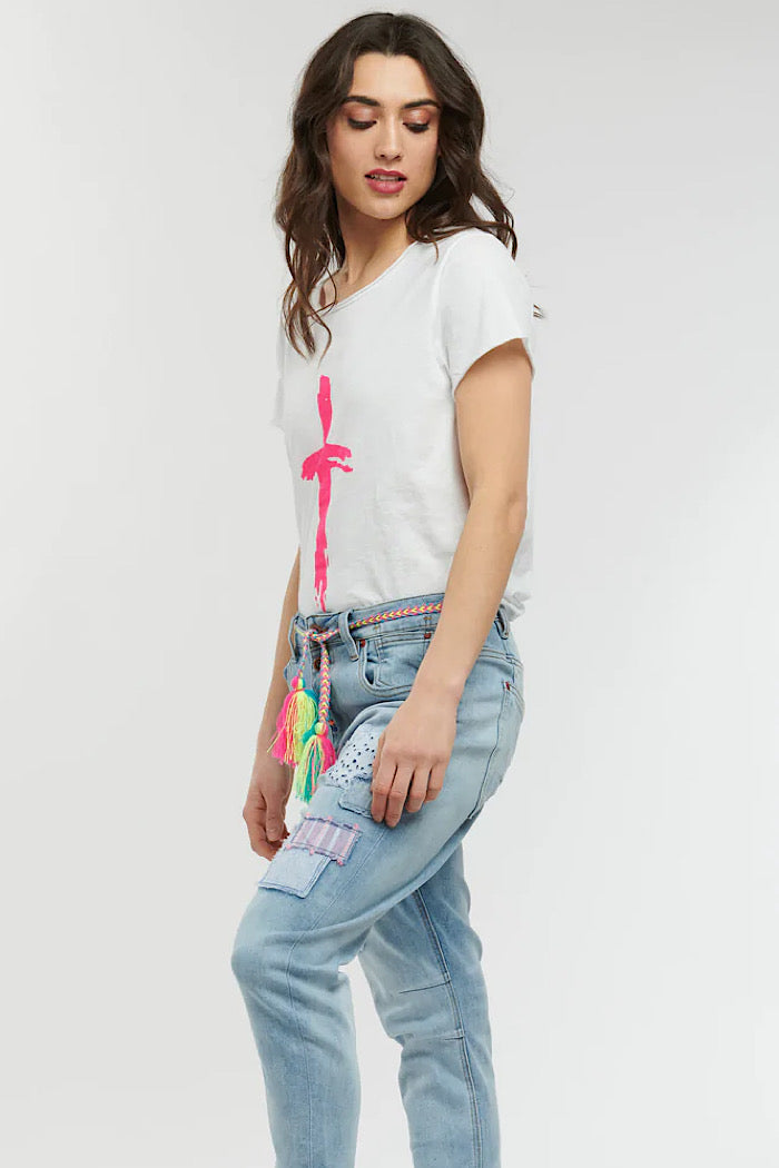 HOT CROSS TEE - FLUORO PINK