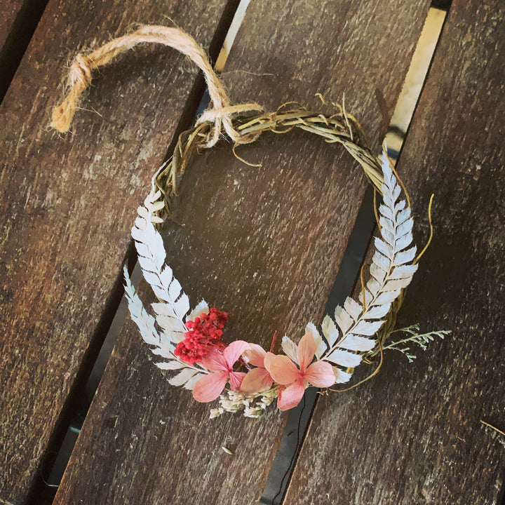 PRESERVED FLOWER WREATH DECORATIONS